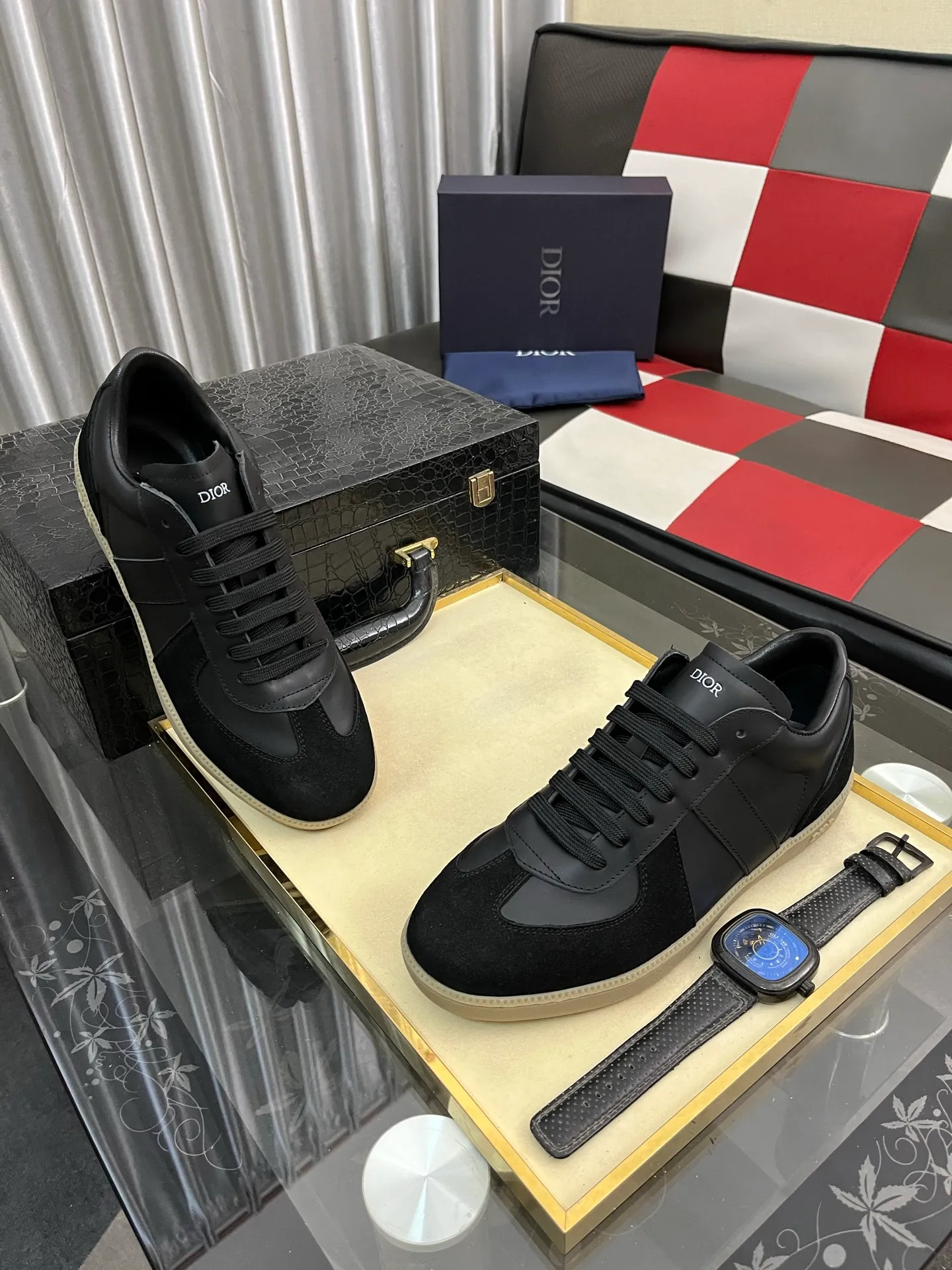 Men's shoes💰380⌚️⌚️[Dior] Dior's new men's genuine leather casual shoes, the highest version on the market, any comparison is welcome🆚! The original leather has excellent texture and is super high-end! Fetal sheep net lining imported from Italy, removable pad! Luxurious materials and fine workmanship, highly recommended! Code number: 38-44